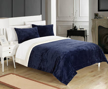 Load image into Gallery viewer, Chic Home Evie 2 Piece Blanket Set, Twin XL, Navy
