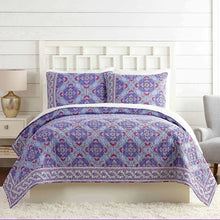 Load image into Gallery viewer, Vera Bradley Purple Passion Quilt, Twin
