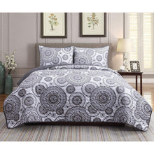 Load image into Gallery viewer, Crushed Microfiber Universal Home Fashions Quilt, Twin, Pale Gray
