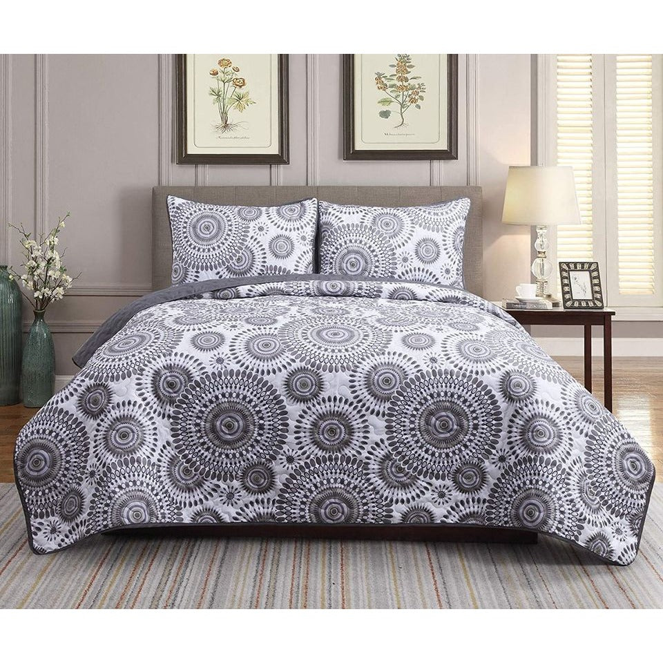 Crushed Microfiber Universal Home Fashions Quilt, Twin, Pale Gray