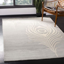 Load image into Gallery viewer, Handmade Grey and Ivory Premium Wool Area Rug (6&#39; x 9&#39;)
